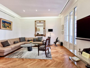 LUXURY BAQUIS